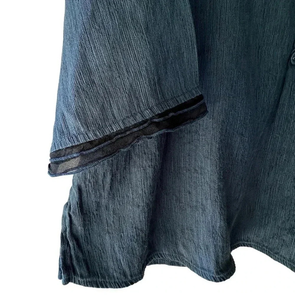 KLEĒN | NWOT | SILK & LINEN LONG SLEEVED PLEATED TOP BLOUSE | SIZE: LARGE - Picture 4 of 8